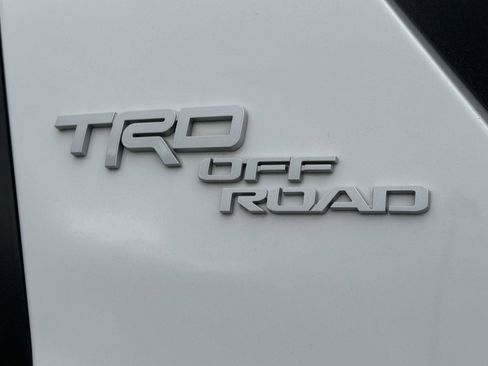 Certified 2024 Toyota 4Runner TRD Off-Road Premium image 10