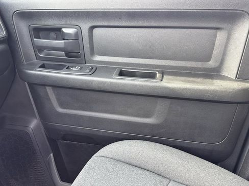 Used 2024 RAM 2500 Tradesman w/ Chrome Appearance Group image 23