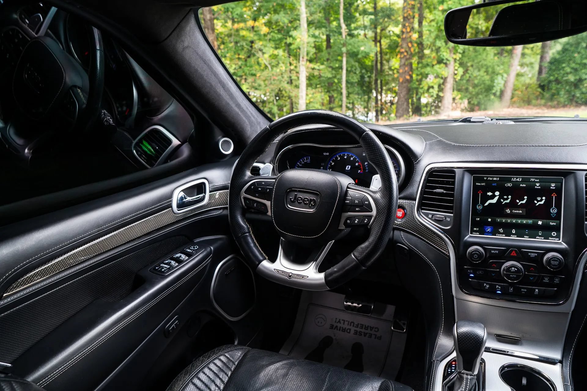 Used 2018 Jeep Grand Cherokee Trackhawk AWD/4WD image 34