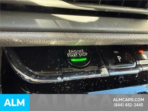 Used 2024 Lincoln Corsair Premiere image 18