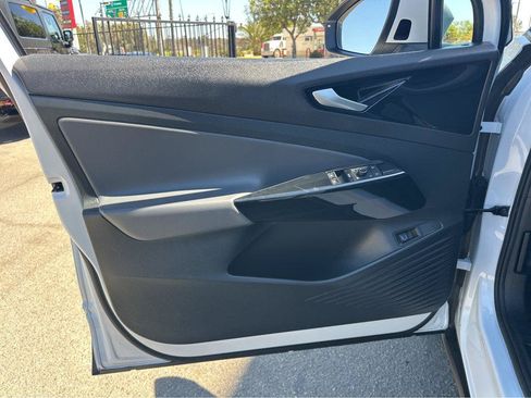 Used 2022 Volkswagen ID.4 Pro S RWD image 15