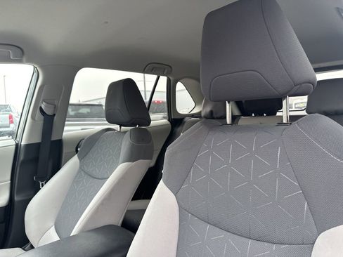 Used 2024 Toyota RAV4 XLE image 9