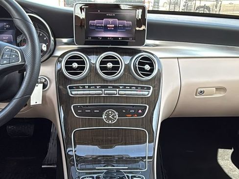 Used 2015 Mercedes-Benz C 300 4MATIC Sedan image 31