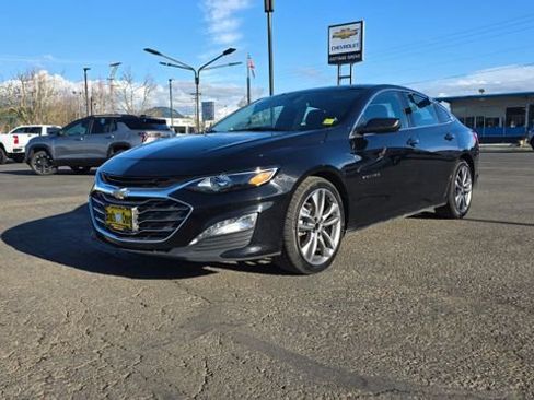 Used 2022 Chevrolet Malibu LT image 1