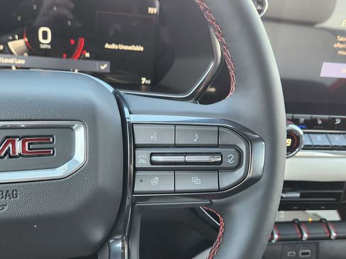 New 2026 GMC Canyon AT4X w/ AT4X AEV Edition AWD/4WD image 18