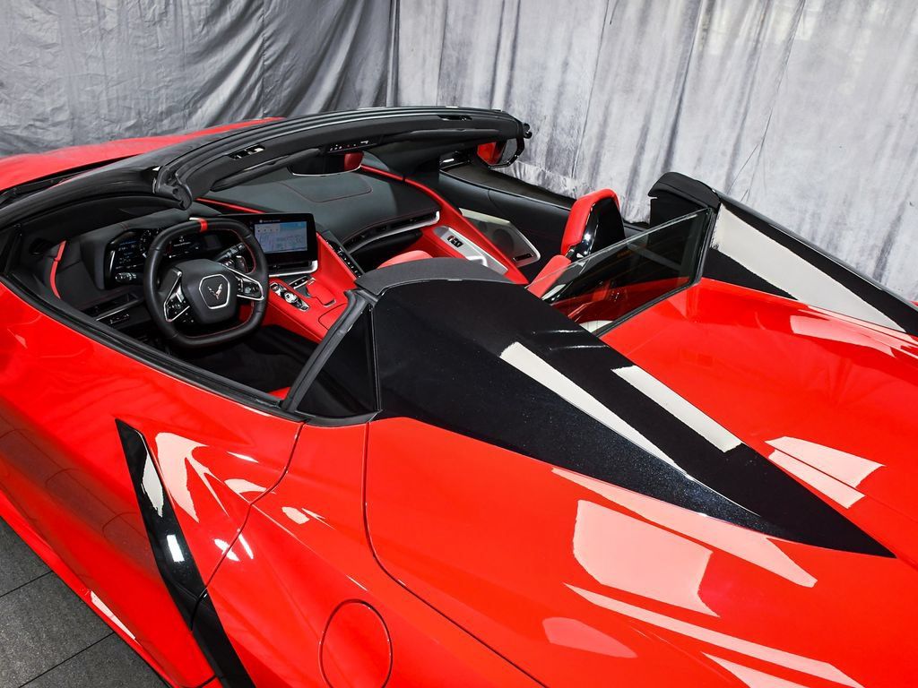 Used 2024 Chevrolet Corvette Stingray Preferred Conv w/ 2LT RWD image 78