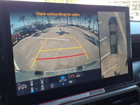 Used 2024 Toyota Tacoma Limited w/ Limited Package (LT) image 17