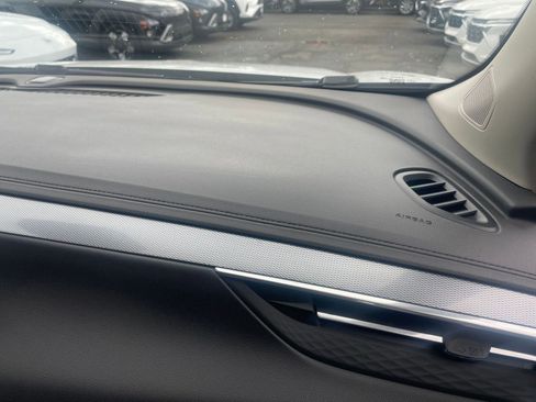 Used 2025 Buick Encore GX Preferred image 34