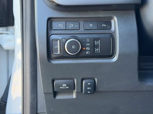 Used 2024 Ford F250 Platinum w/ FX4 Off-Road Package AWD/4WD image 9