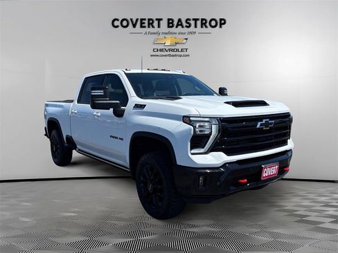 Used 2025 Chevrolet Silverado 2500 LTZ w/ Trail Boss Package image 7