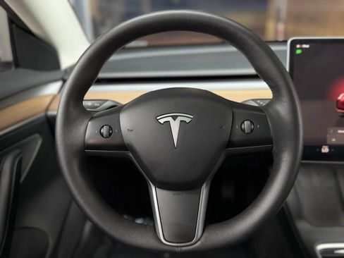 Used 2022 Tesla Model 3 Long Range AWD/4WD image 21