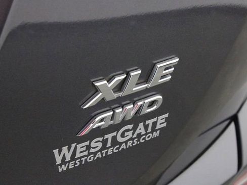 Used 2018 Toyota RAV4 XLE image 41