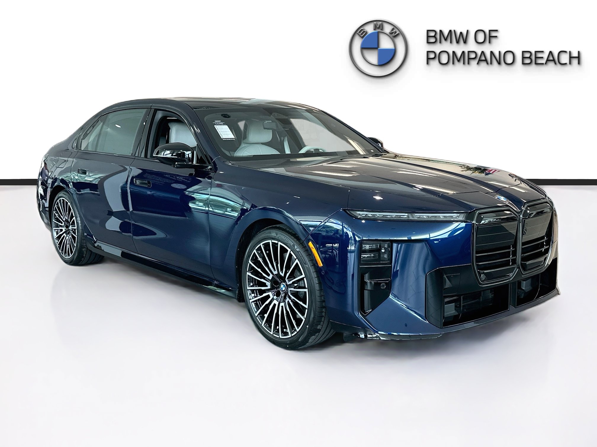 New 2027 BMW 740i w/ Executive Package RWD image 1