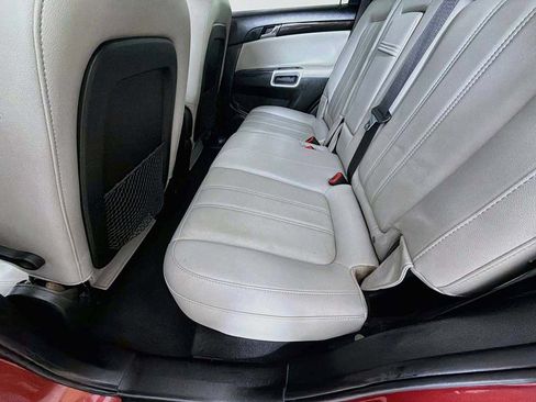 Used 2013 Chevrolet Captiva Sport LTZ FWD image 21