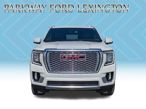 Used 2022 GMC Yukon Denali image 2