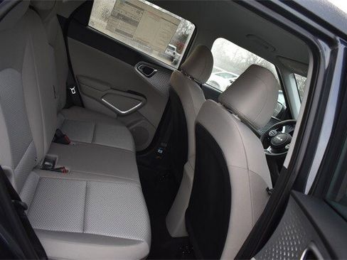 New 2025 Kia Soul LX w/ LX Technology Package image 13