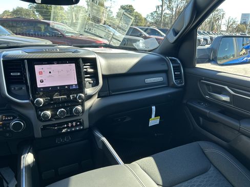 New 2026 RAM 1500 4x4 Crew Cab image 51