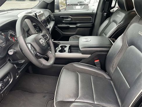 Used 2025 RAM 1500 Laramie image 15