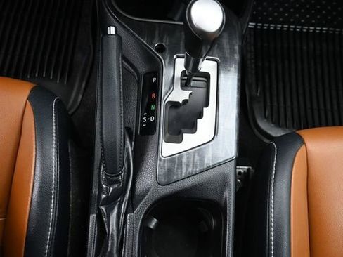 Used 2017 Toyota RAV4 Platinum image 23