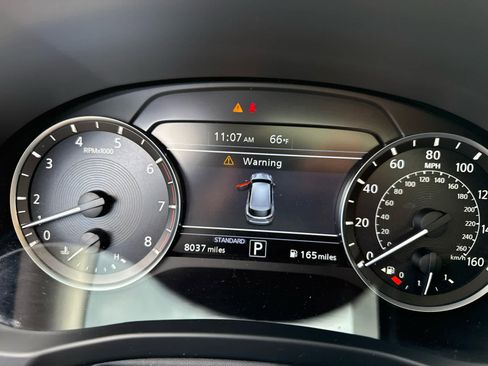 Used 2023 INFINITI QX50 Luxe FWD image 7