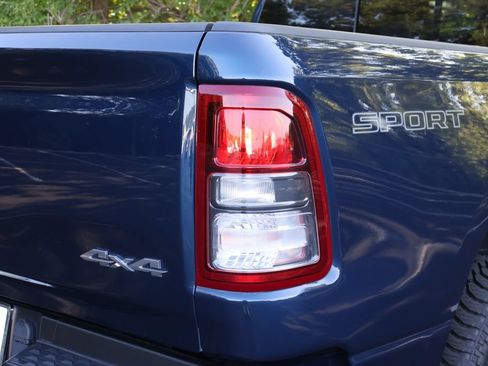 Used 2021 RAM 1500 Big Horn AWD/4WD image 10