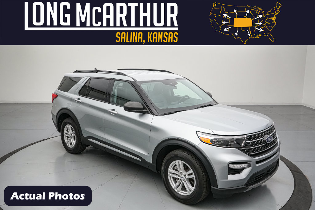 Certified 2023 Ford Explorer XLT w/ Equipment Group 202A AWD/4WD image 1