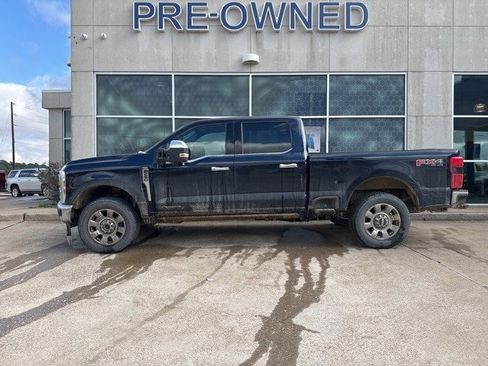 Certified 2025 Ford F250 Lariat w/ Lariat Ultimate Package image 1