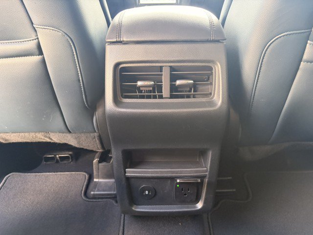 Certified 2024 Ford Edge SEL w/ Sport Appearance Package AWD/4WD image 31
