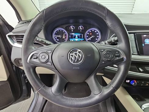 Used 2019 Buick Enclave Essence FWD image 23