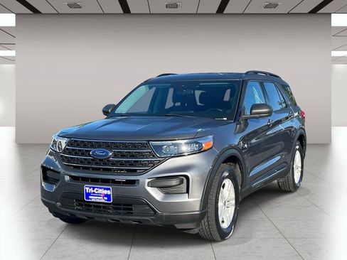 Used 2022 Ford Explorer XLT w/ Class IV Trailer Tow Package AWD/4WD image 8