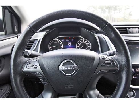 Used 2024 Nissan Murano SV w/ SV Midnight Edition Package image 16