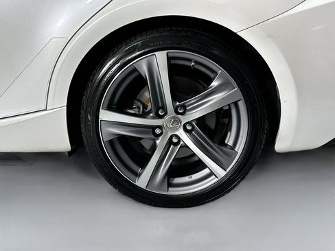 Used 2019 Lexus IS 300 AWD image 33