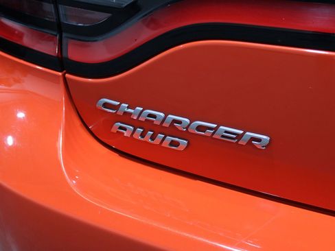 Used 2017 Dodge Charger SXT w/ Rallye Group AWD/4WD image 12