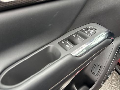 New 2026 Chevrolet Traverse High Country image 12