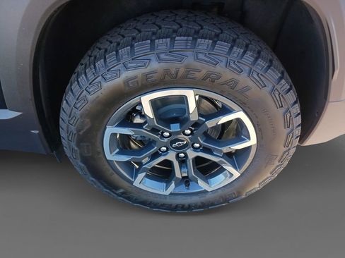 New 2026 Chevrolet Equinox ACTIV w/ Convenience Package III image 8