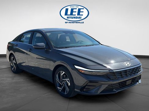 New 2026 Hyundai Elantra Limited FWD image 1