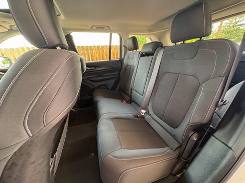 Used 2023 Jeep Grand Cherokee Laredo w/ Luxury Tech Group I AWD/4WD image 24