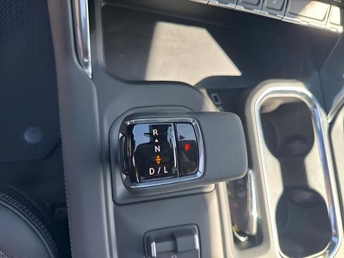 Used 2026 GMC Sierra 1500 Denali AWD/4WD image 38