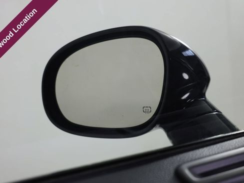 Used 2019 Dodge Challenger SRT Hellcat image 15