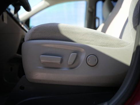 Used 2018 Toyota Sienna LE image 24