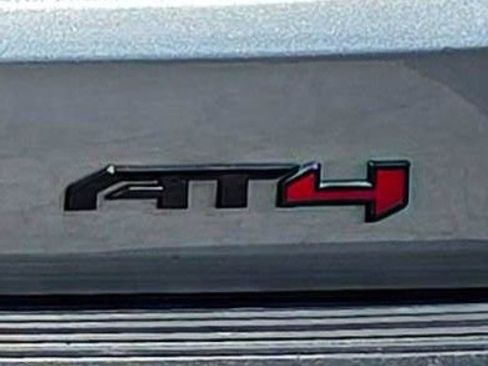 Used 2024 GMC Yukon XL AT4 w/ Technology Package AWD/4WD image 7