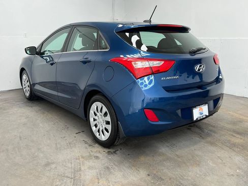 Used 2016 Hyundai Elantra GT FWD image 7