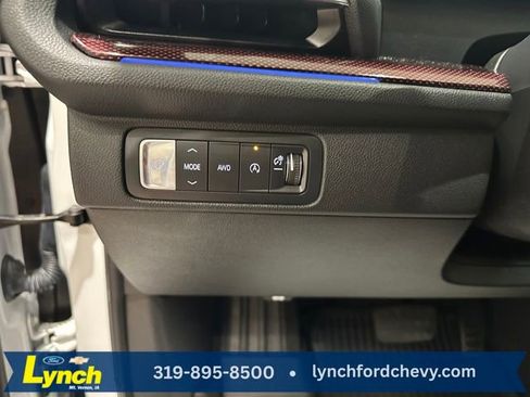 Used 2024 Chevrolet Traverse RS w/ LPO, Floor Liner Package image 20