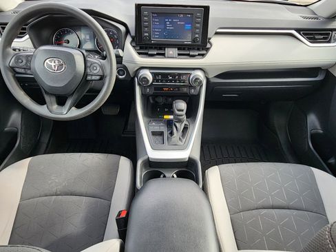Certified 2021 Toyota RAV4 XLE image 7