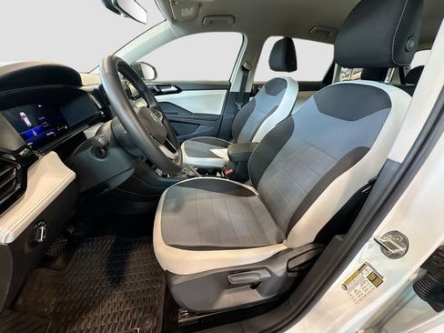 Certified 2025 Volkswagen Taos S AWD/4WD image 22