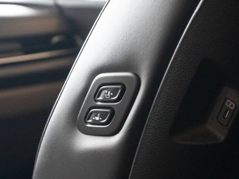 Used 2026 Kia Carnival EX FWD image 22