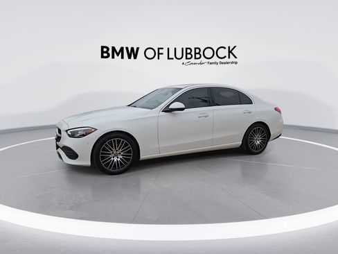 Used 2025 Mercedes-Benz C 300 4MATIC Sedan image 5