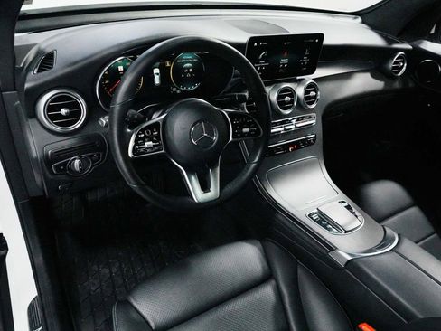 Used 2022 Mercedes-Benz GLC 300 4MATIC w/ Multimedia Package Lite image 15