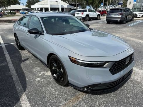 Used 2024 Honda Accord Sport image 3