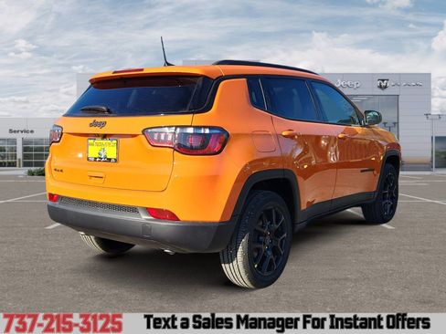 New 2026 Jeep Compass Latitude image 5